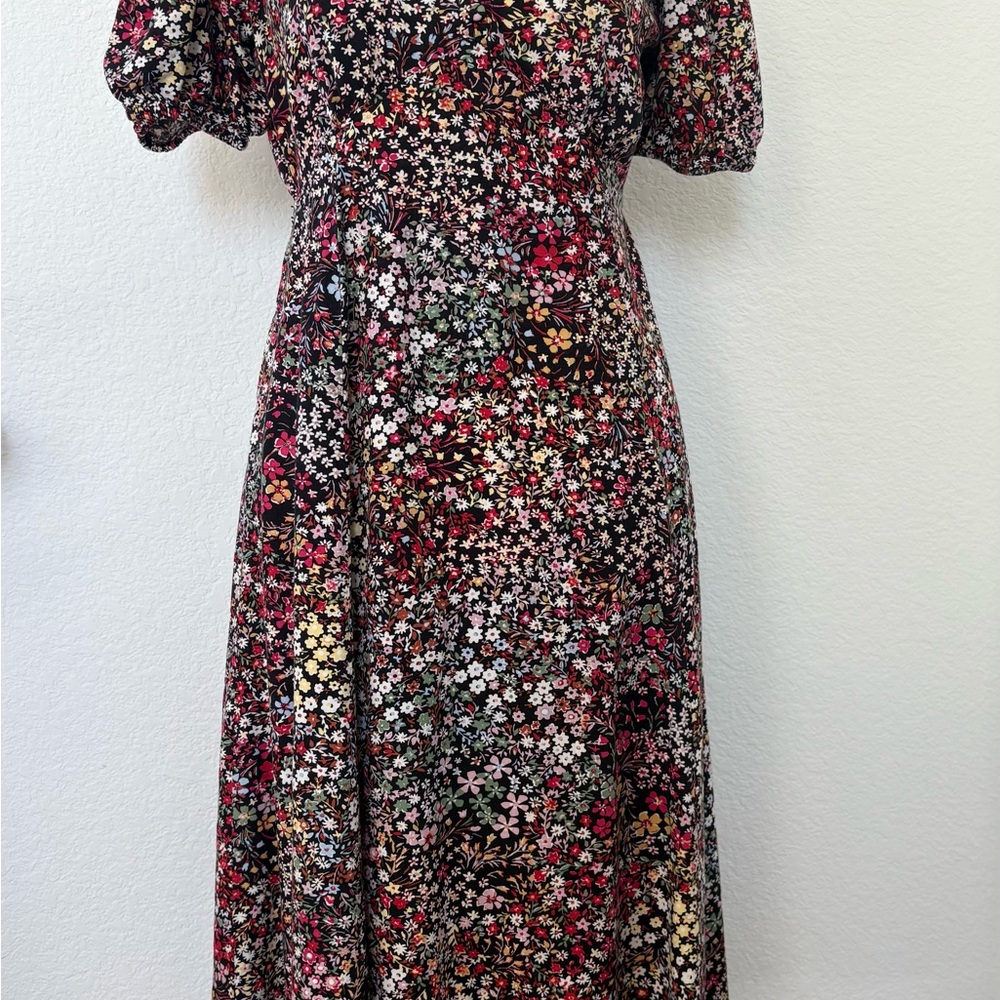 GAP Black Floral Midi Dress with Puff Sleeves and Multicolor Blooms